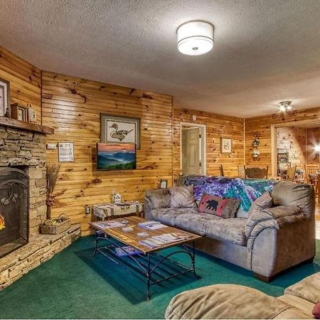 Sunset Ridge Cabin 비둘기 포지 외부 사진