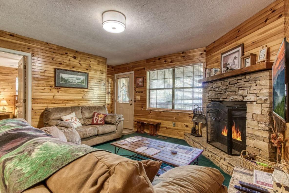 Sunset Ridge Cabin 비둘기 포지 외부 사진